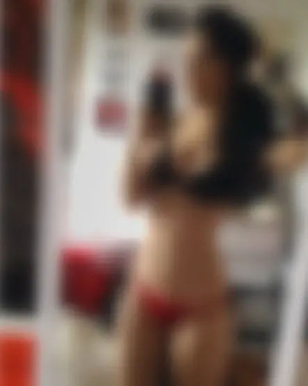 Elara, 23 Jahre — sextreffen in Mariendorf