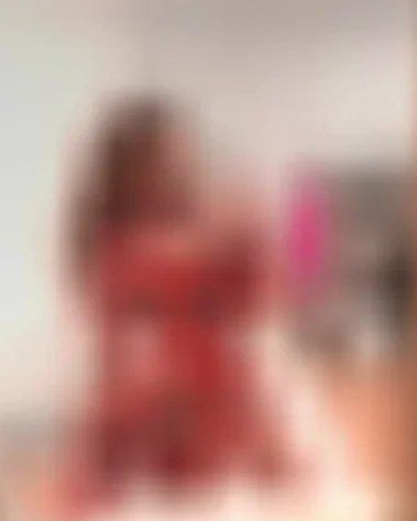 Tia, 19 Jahre — sextreffen in Halle-Neustadt